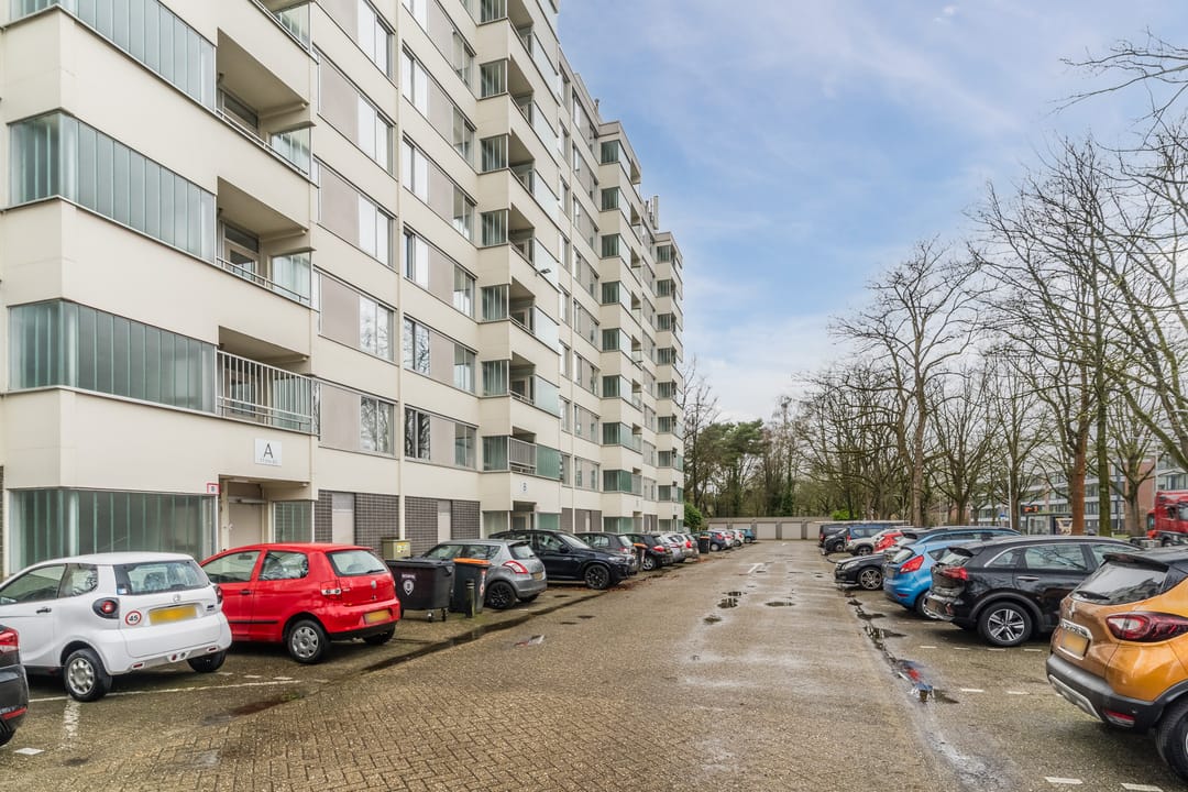 Photo 31 of Hugo Verrieststraat 39