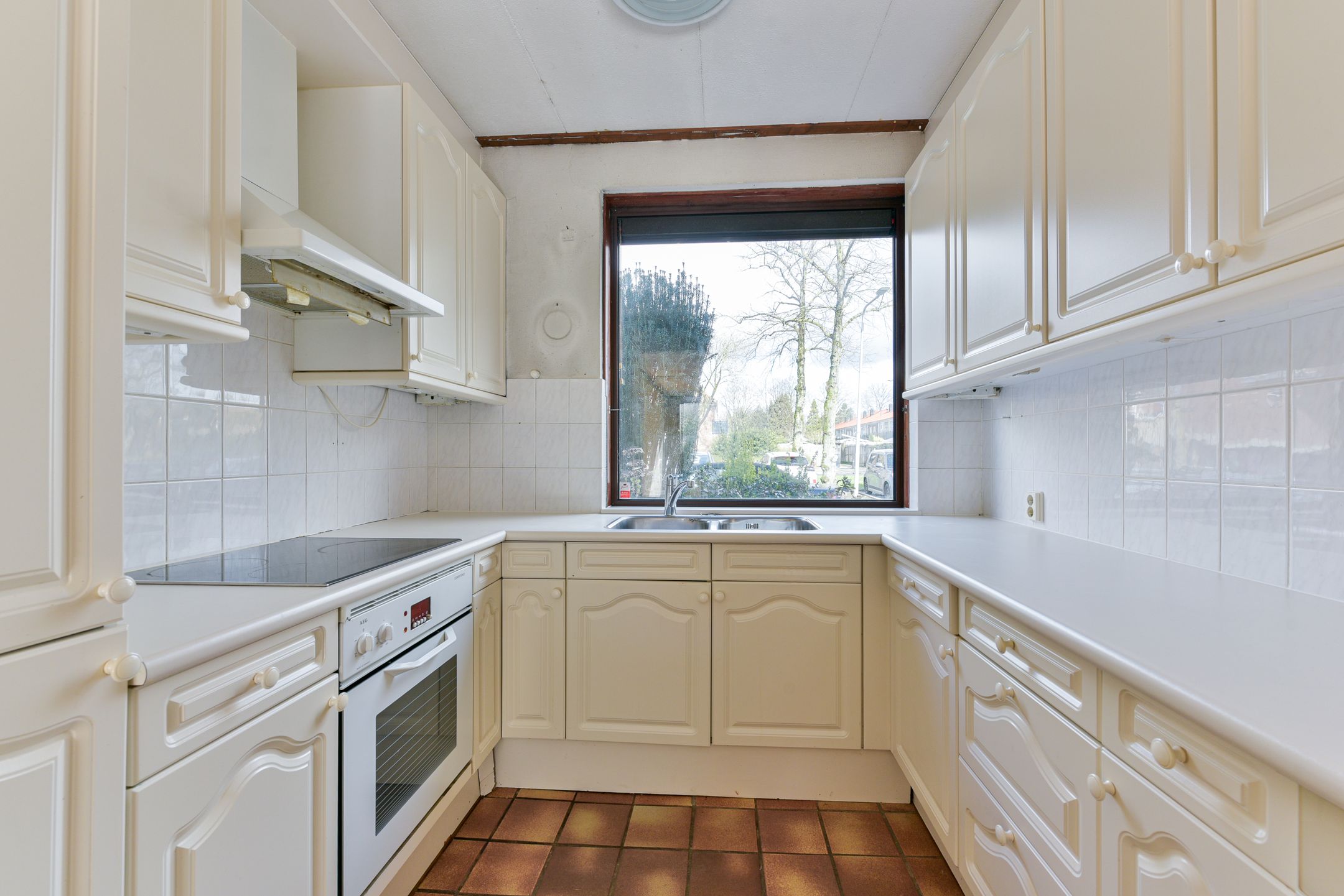 Photo 12 of Johan van Oldenbarneveltlaan 108