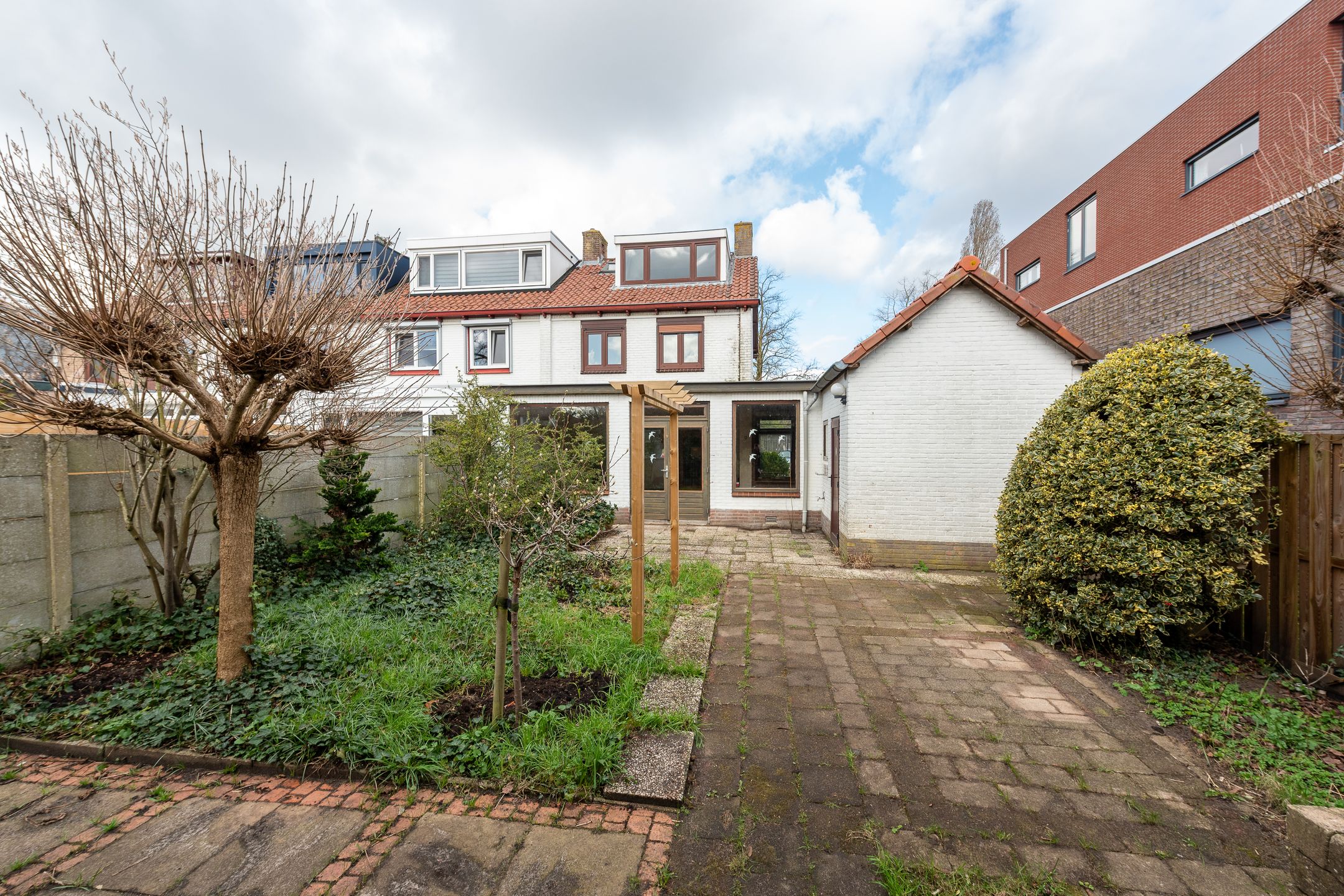 Photo 15 of Johan van Oldenbarneveltlaan 108