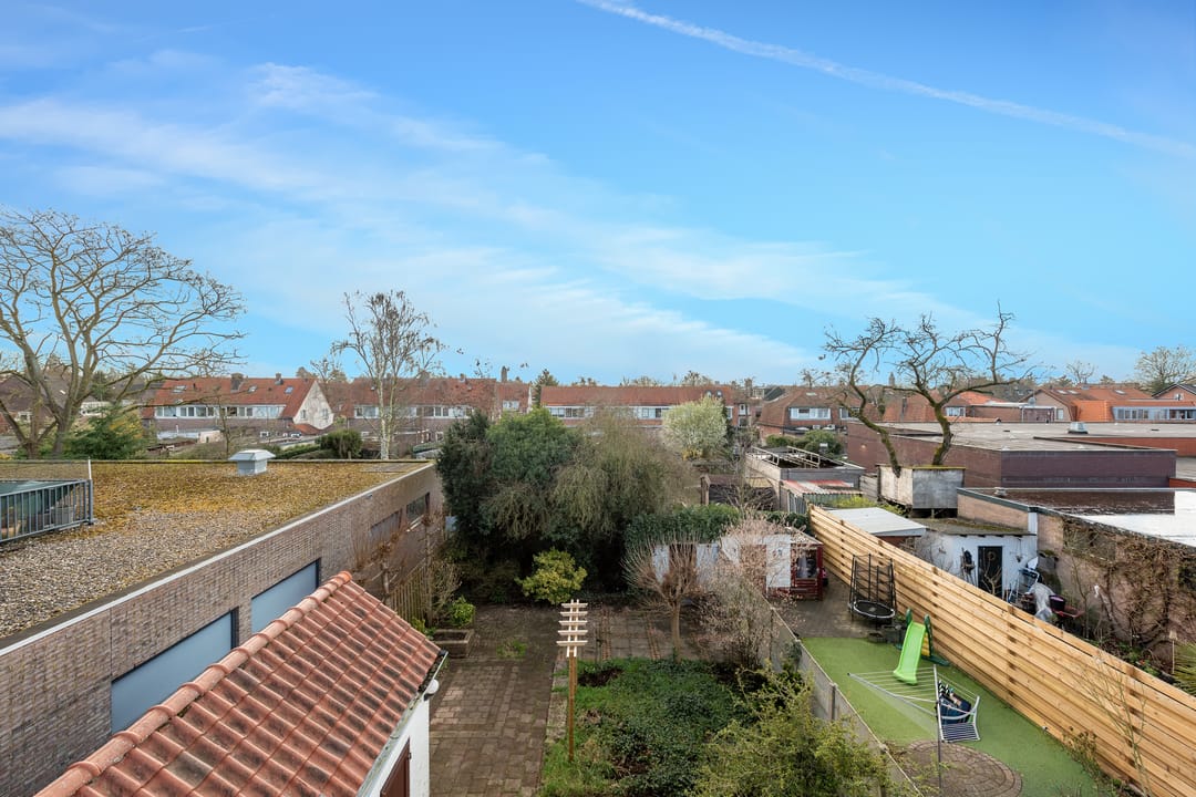 Photo 32 of Johan van Oldenbarneveltlaan 108