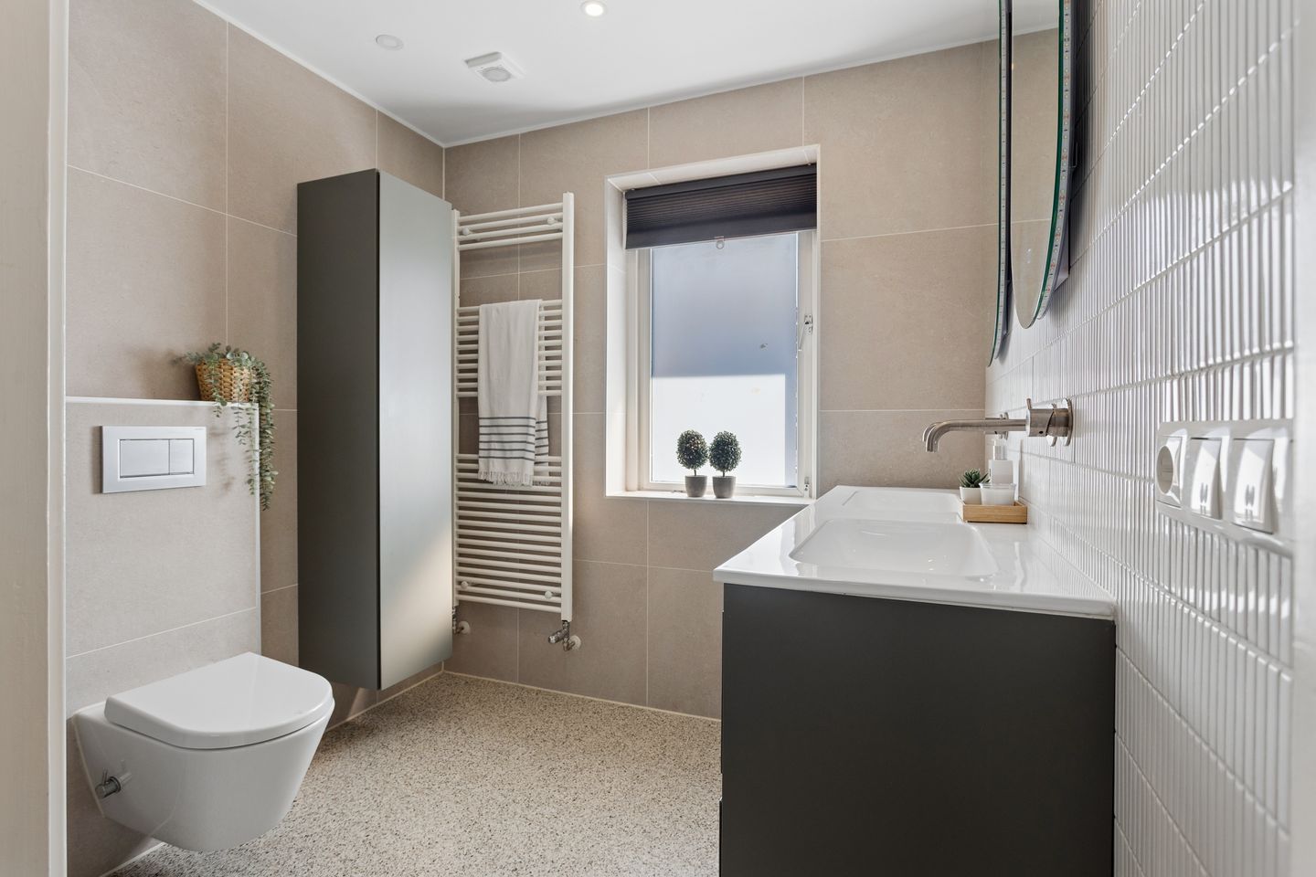 Foto 49 van Johan de Wittstraat 33