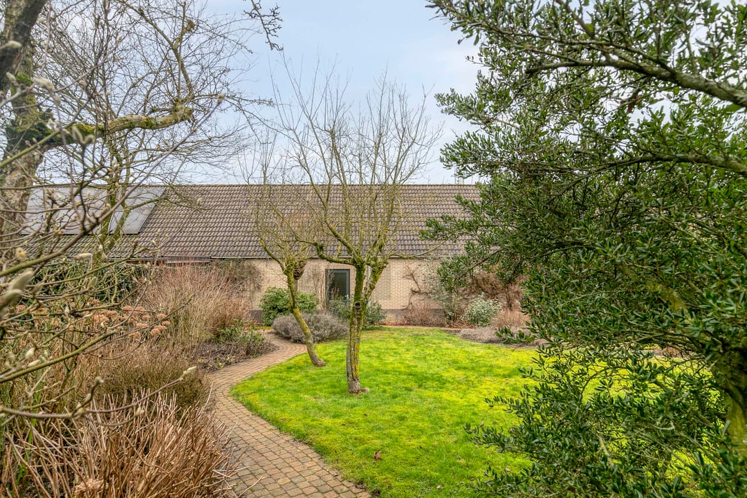 Foto 17 van Provincialeweg Oost 94-A