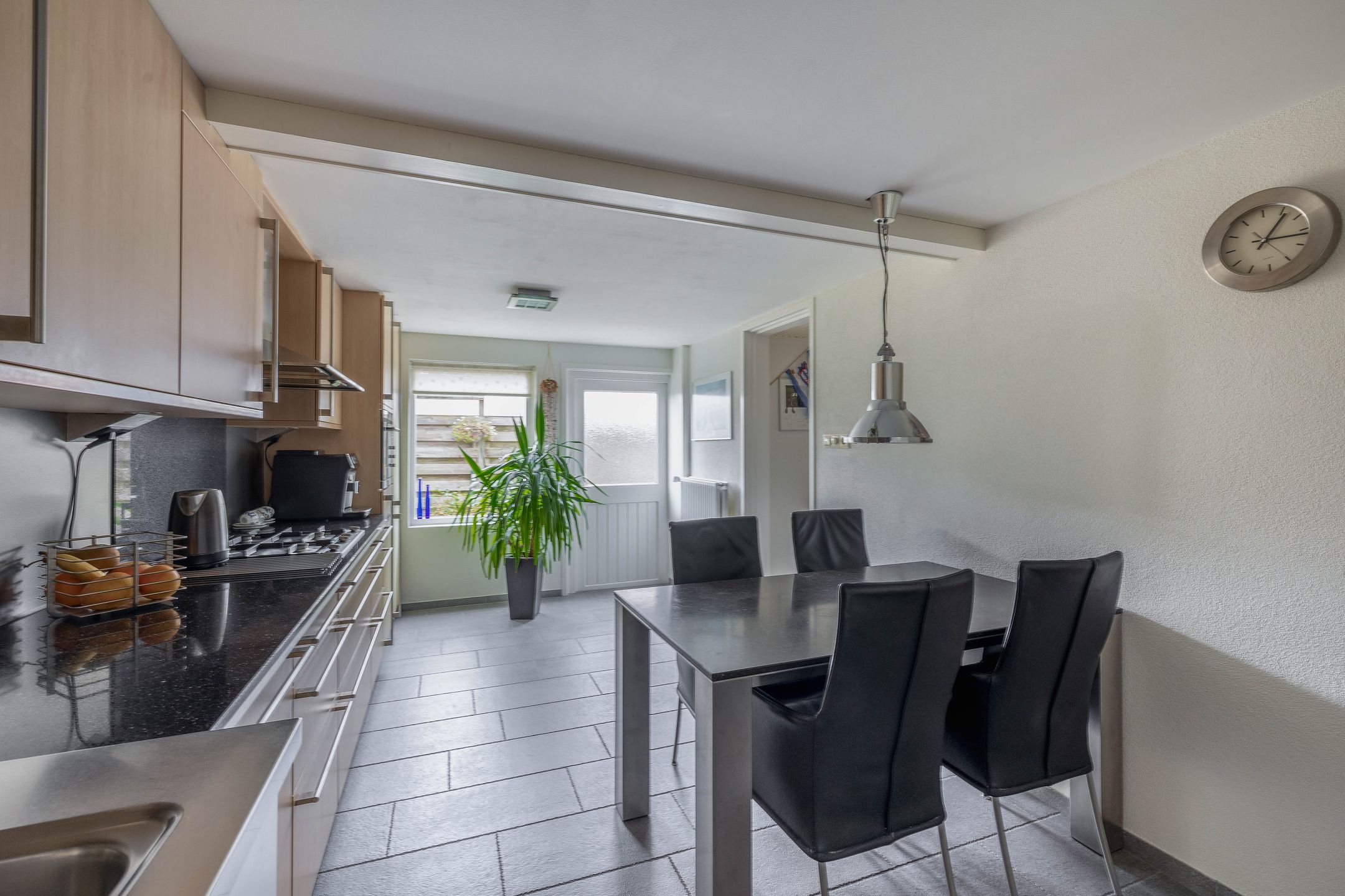 Photo 18 of Nieuweweg 21