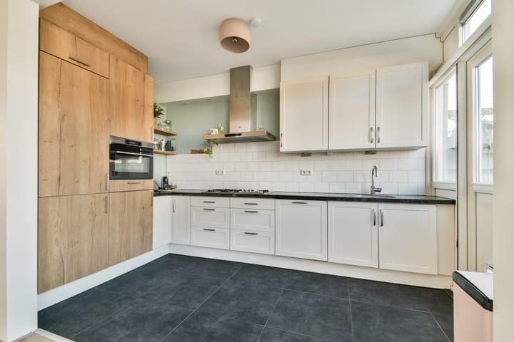 Photo 3 of Lariksstraat 25