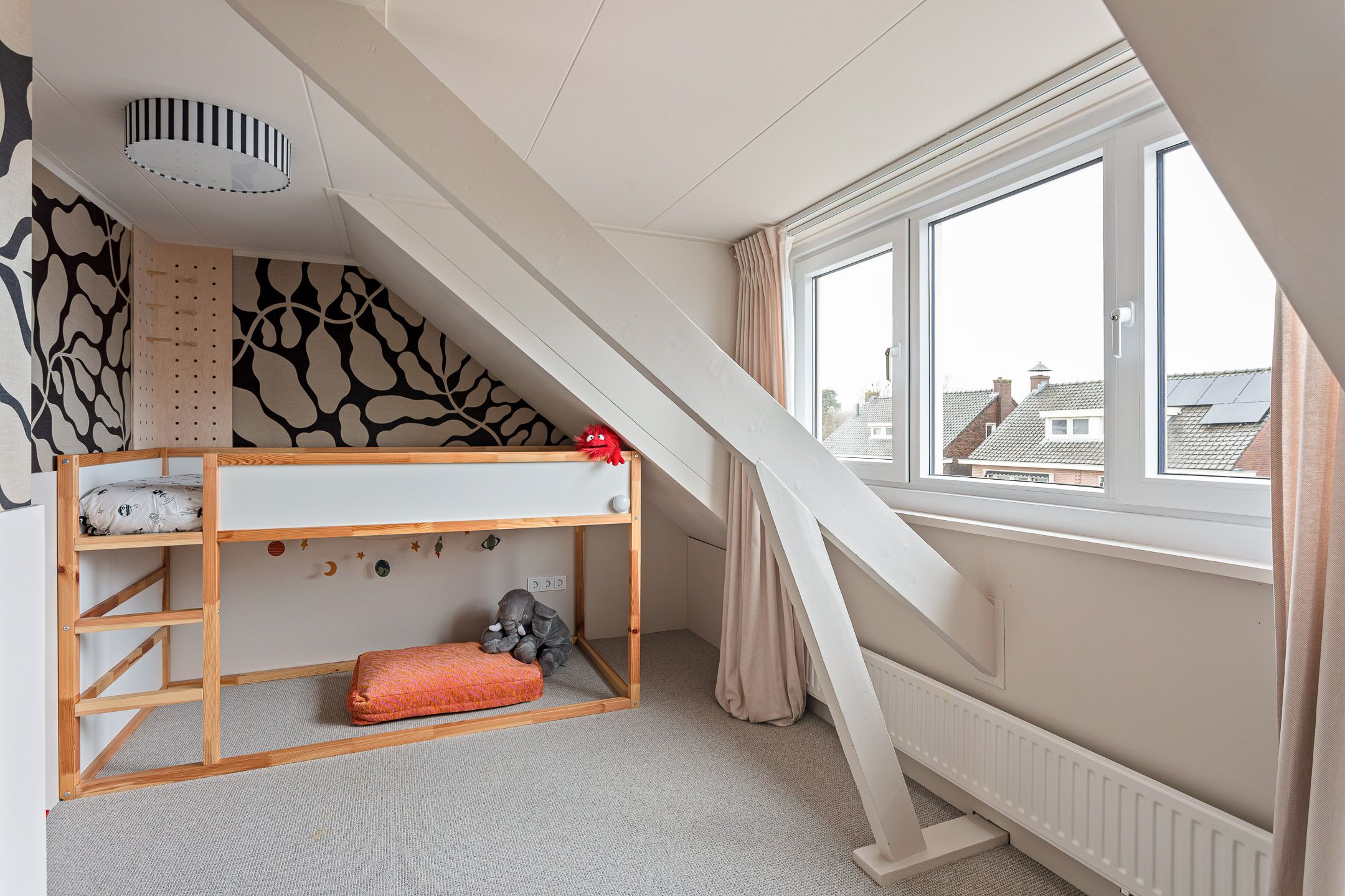 Foto 15 van Dahliastraat 67