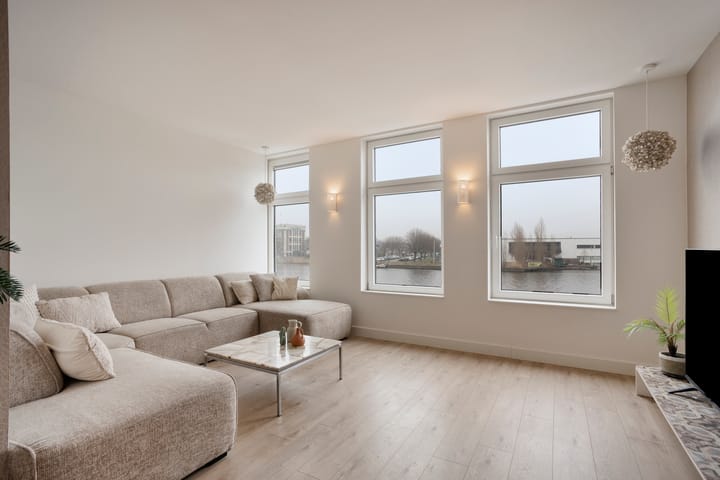 Photo 4 of Zaanweg 8-A