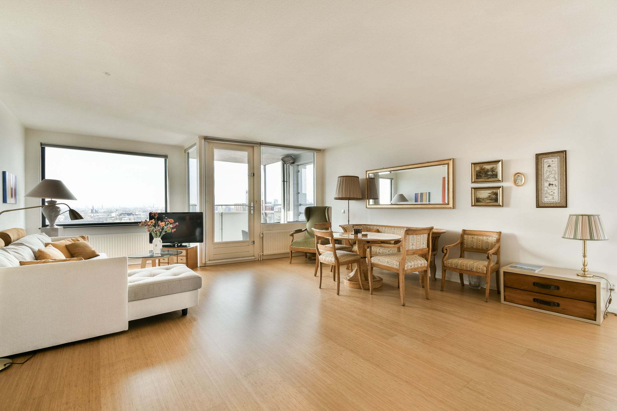 Foto 9 van C. van Eesterenlaan 396