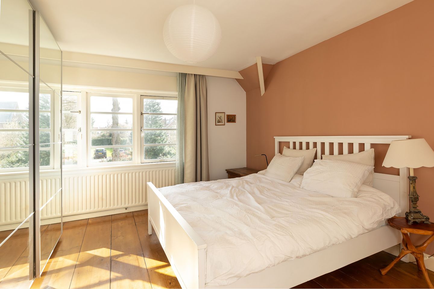 Foto 20 van Julianalaan 12