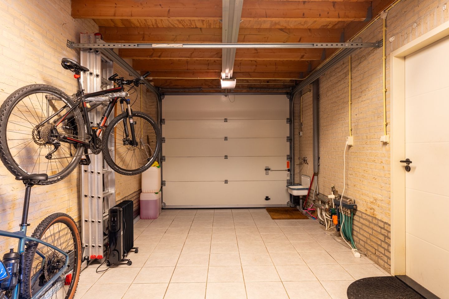 Foto 20 van Kapitein H. van der Maadenstraat 14