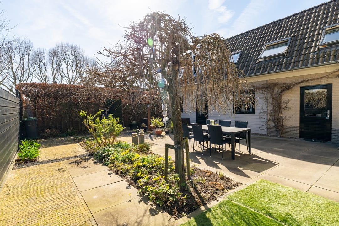 Foto 41 van Kapitein H. van der Maadenstraat 14