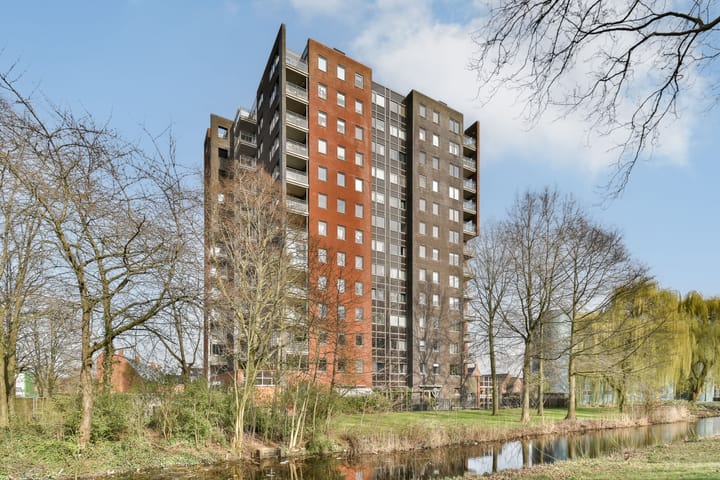 Photo 4 of Van Embdenstraat 80