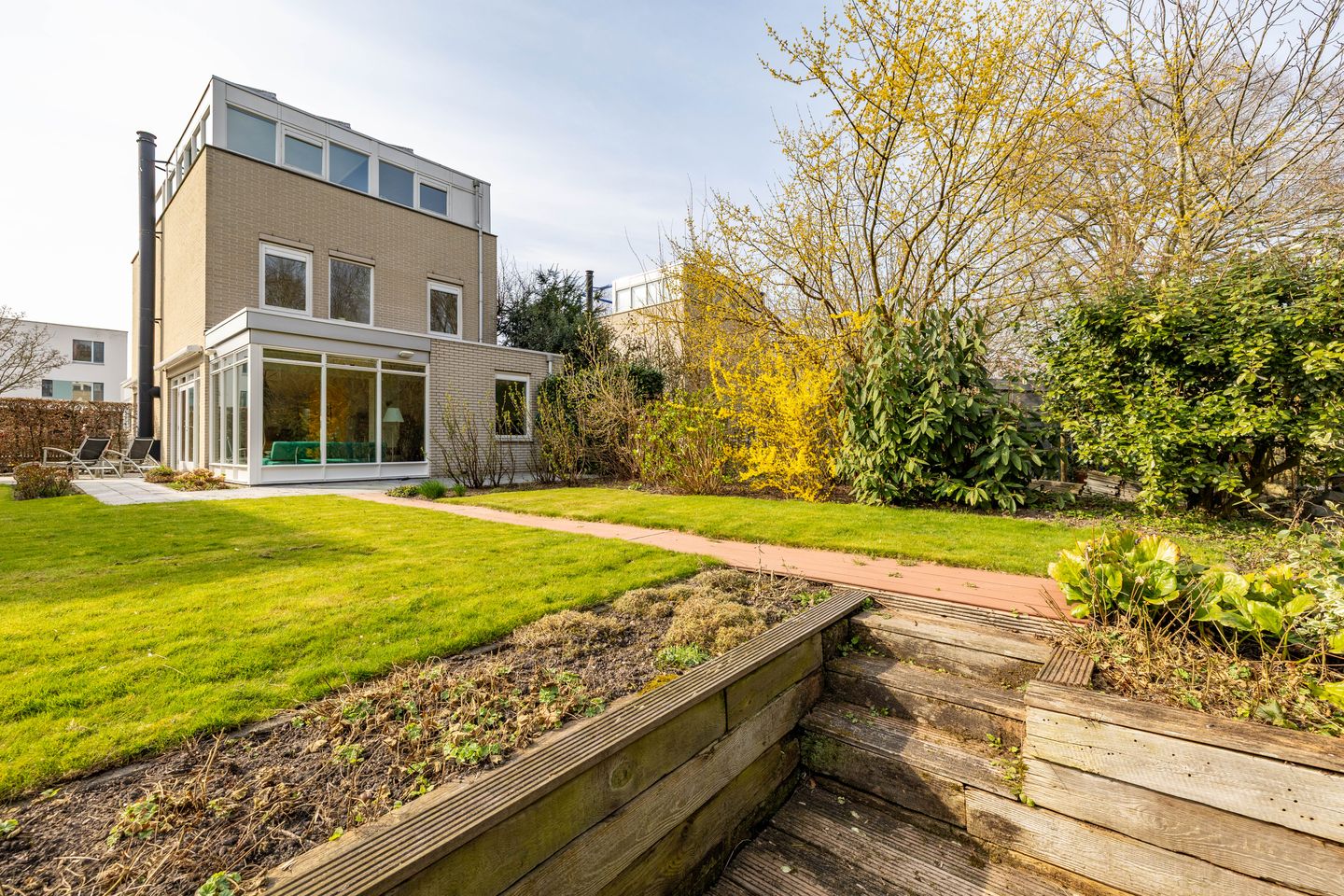 Foto 44 van J.M. den Uylstraat 304