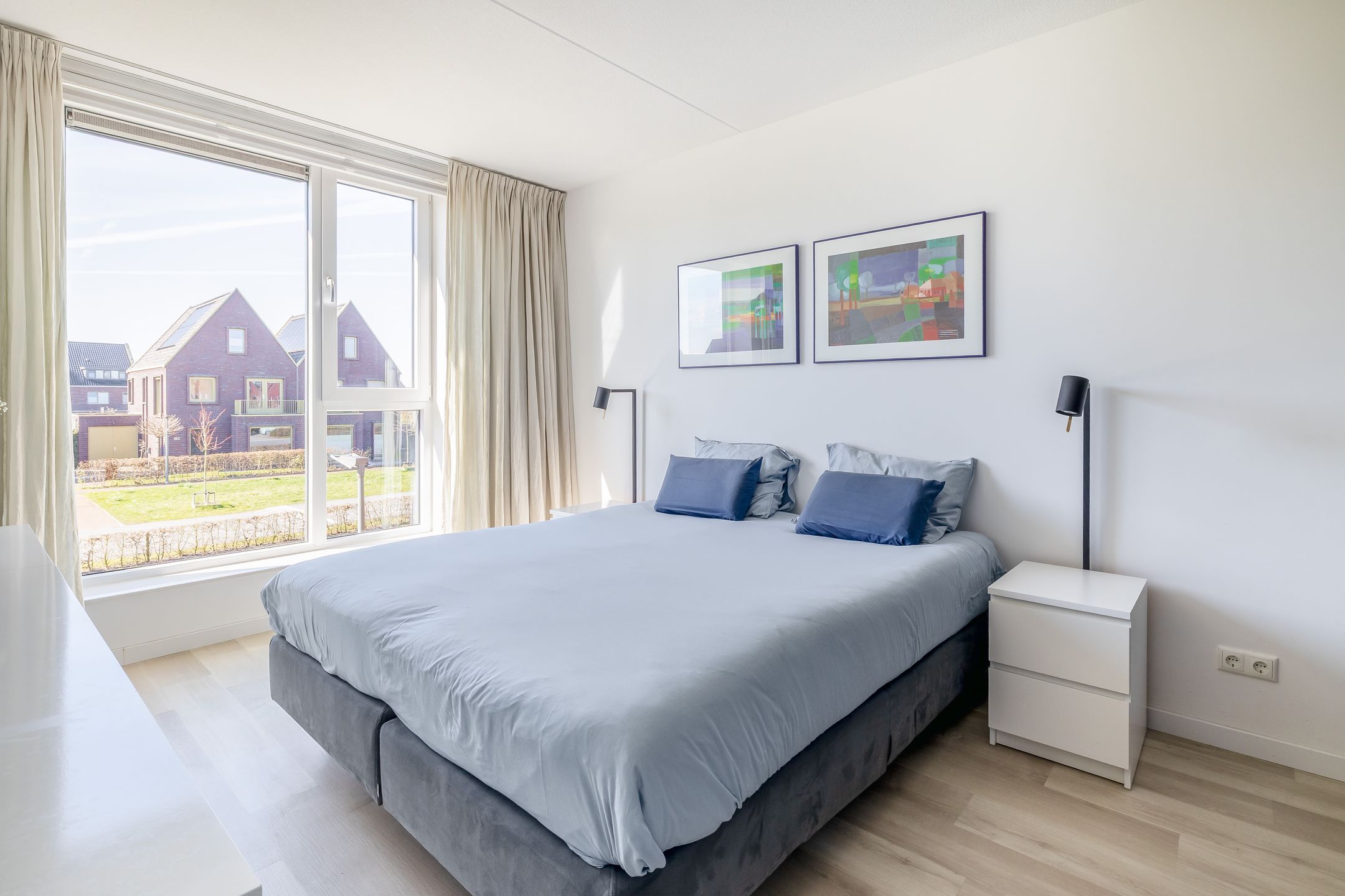 Foto 24 van Meeroeverslaan 182