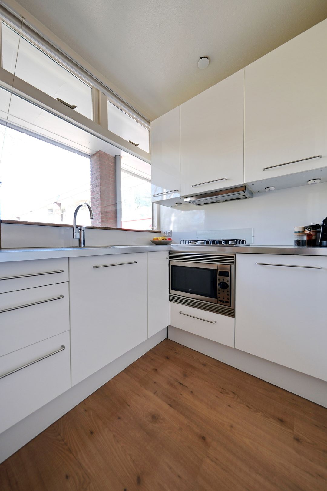 Photo 11 of Anna van Burenlaan 84