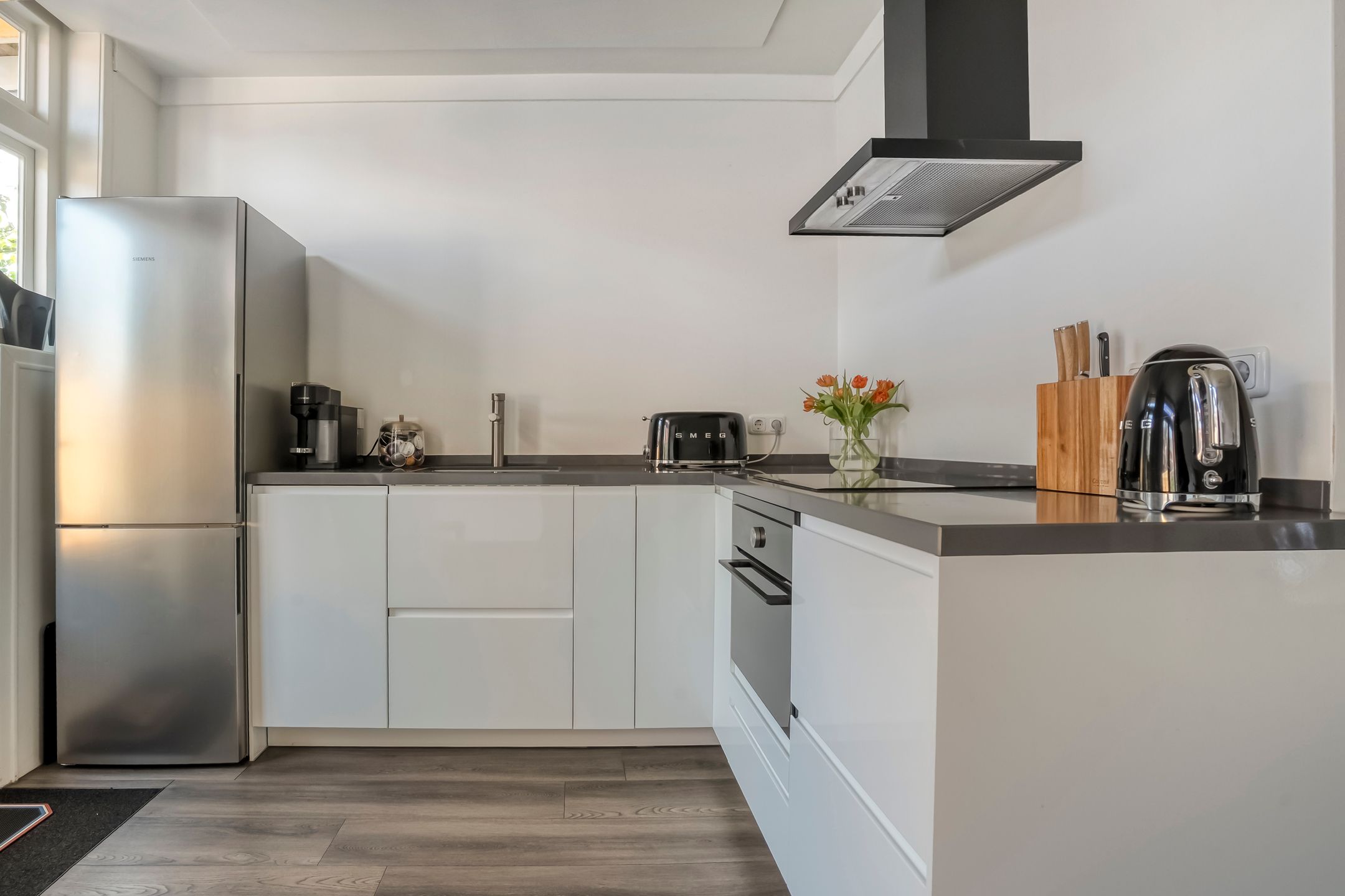 Foto 18 van Brederostraat 68