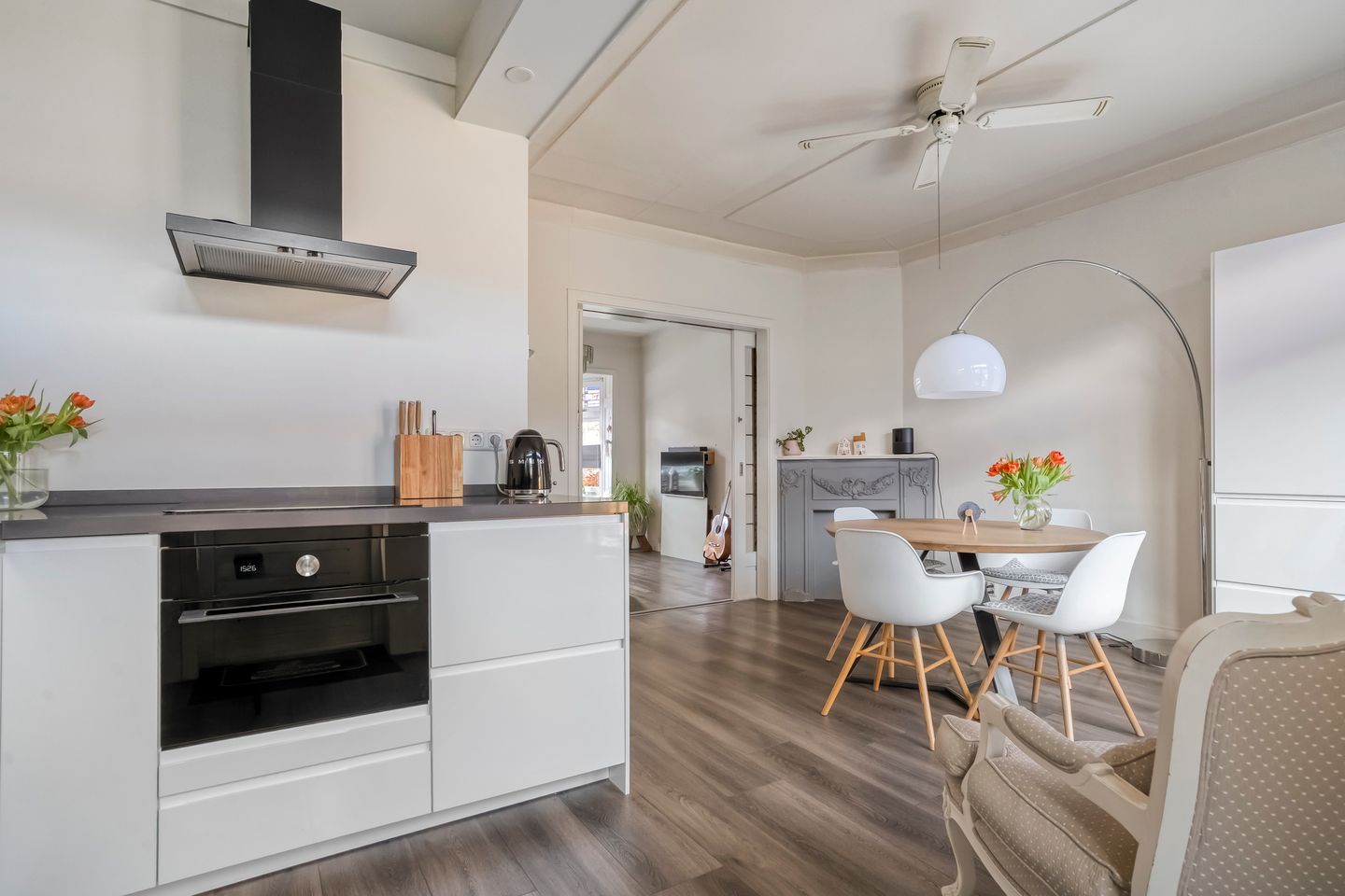 Foto 19 van Brederostraat 68