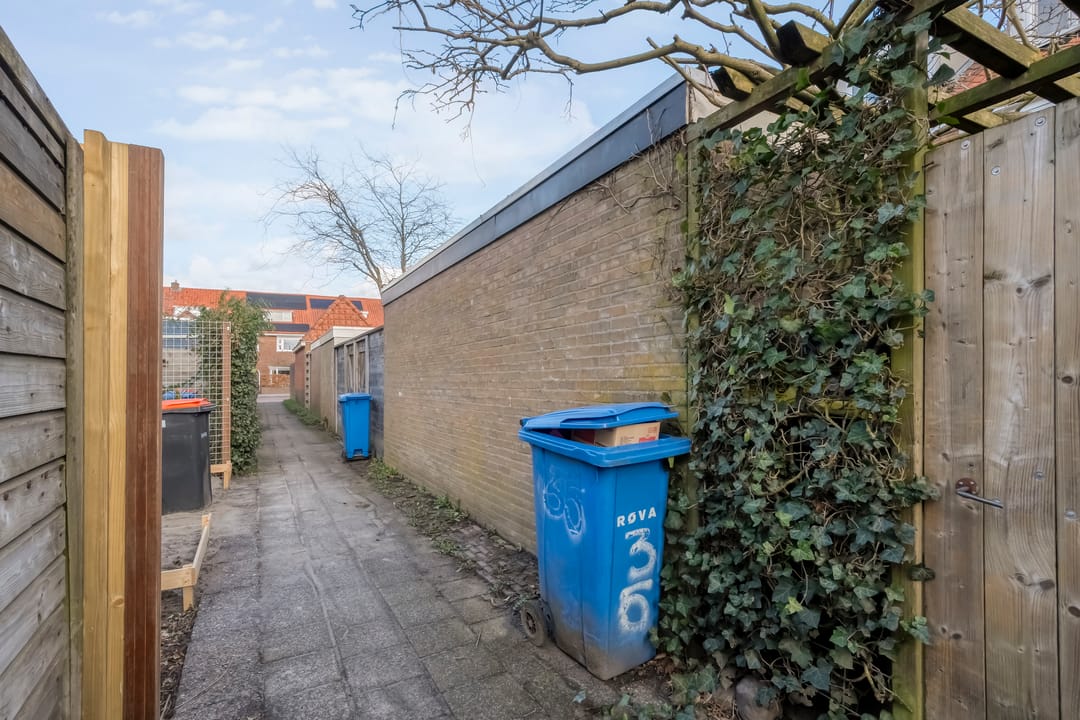 Foto 37 van Brederostraat 68