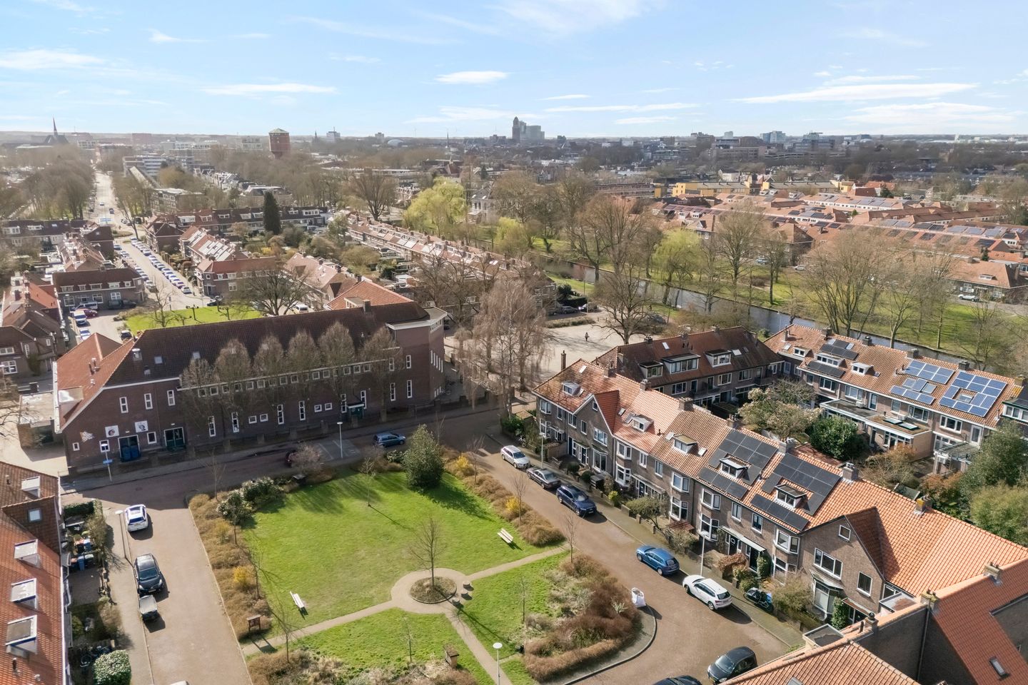 Foto 40 van Brederostraat 68