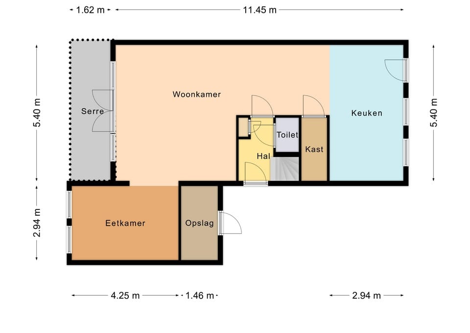 Spacious and well-maintained semi-detached house with 5 bedrooms in child-friendly neighborhood — 38