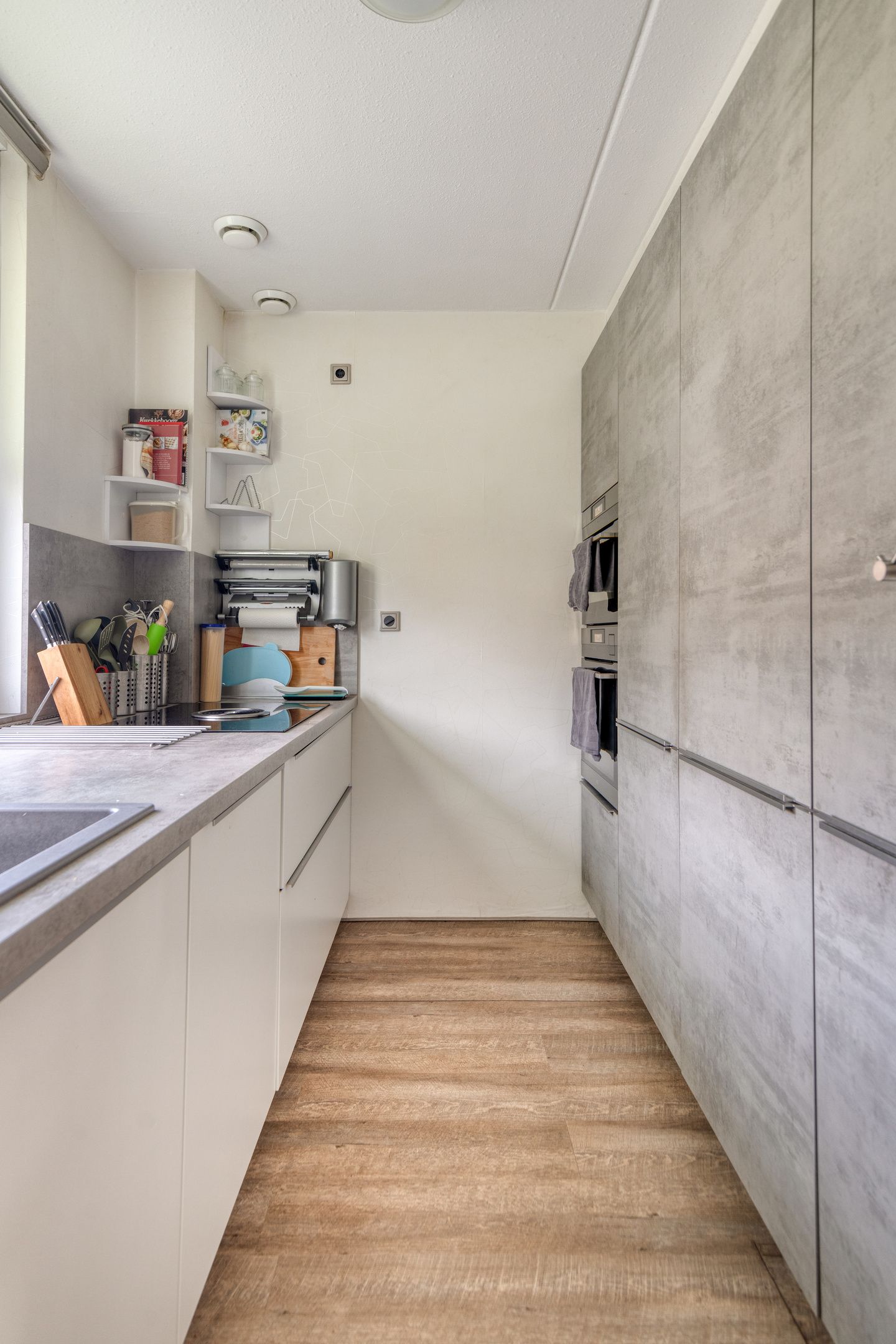 Photo 12 of Tempeststraat 7-A