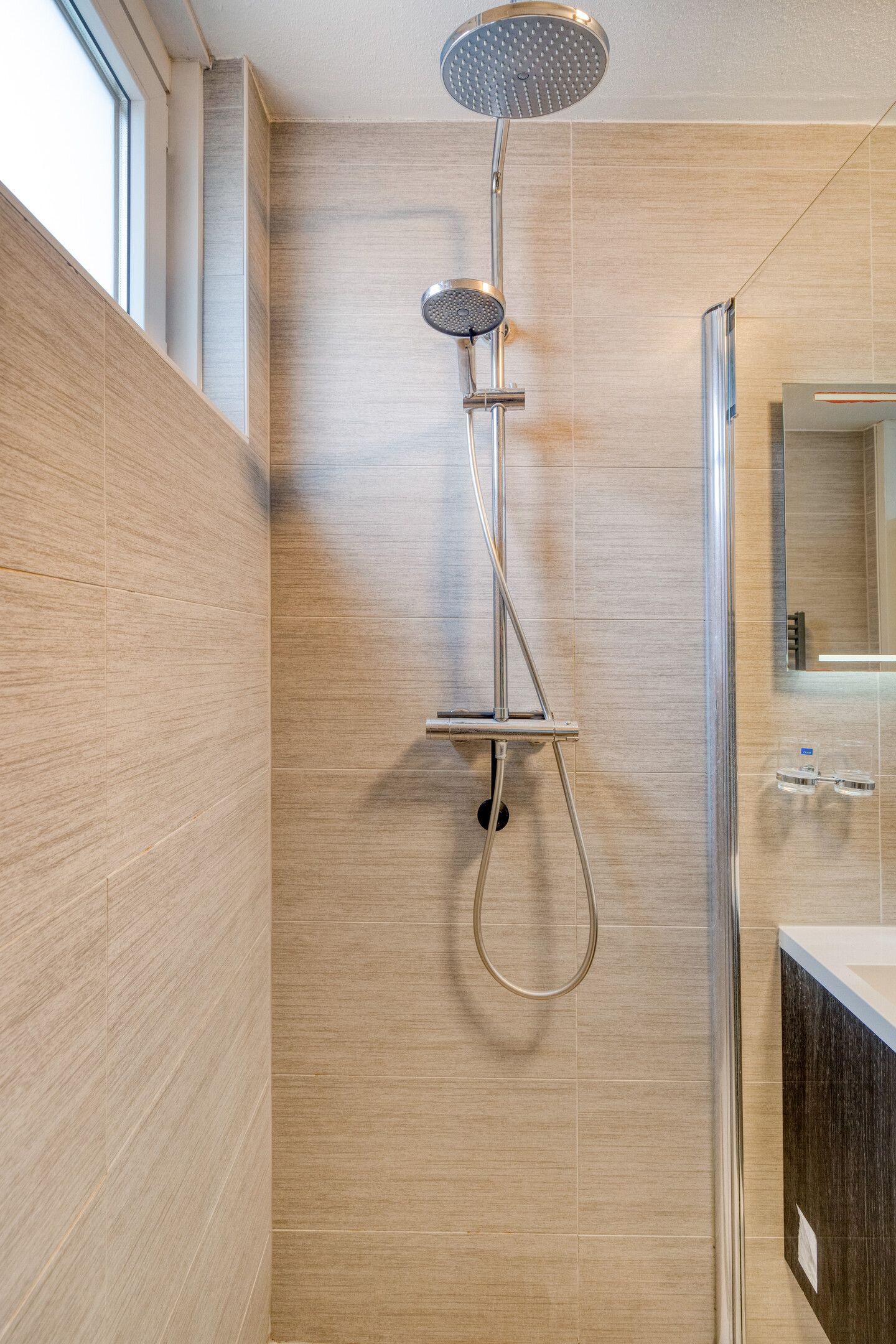 Photo 19 of Tempeststraat 7-A