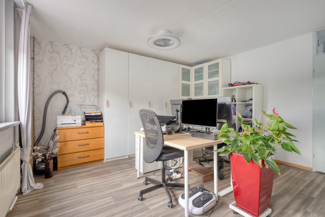 Photo 22 of Tempeststraat 7-A