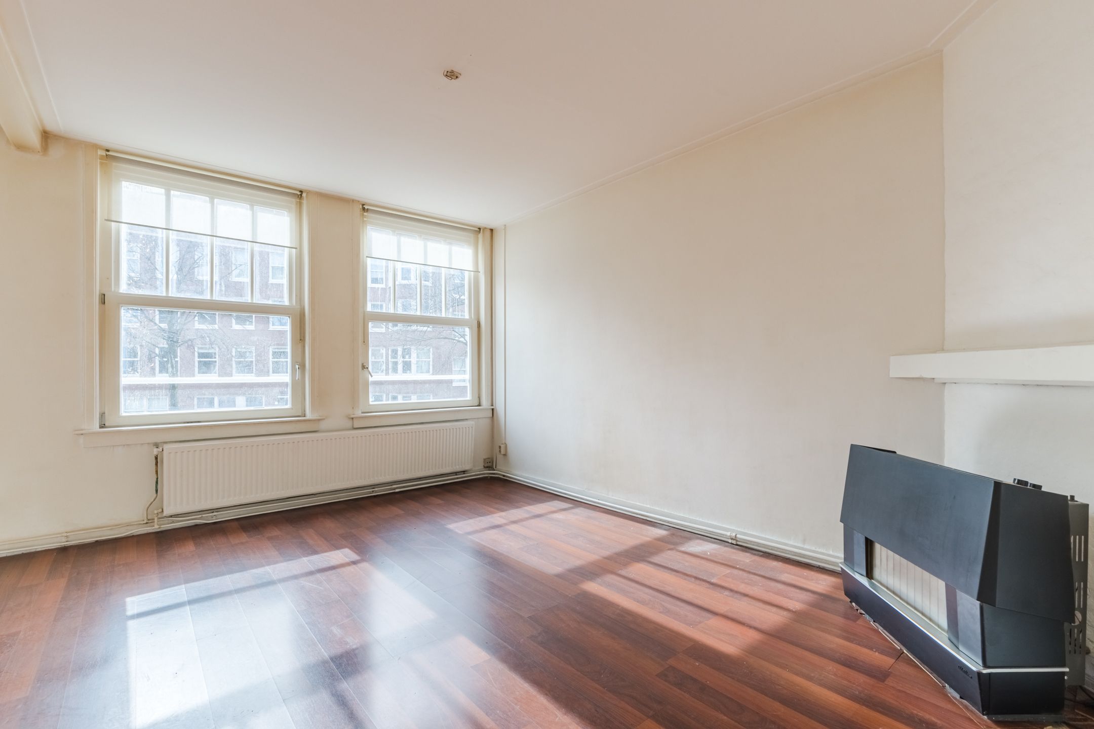 Photo 9 of Jasper Leijnsenstraat 6-1