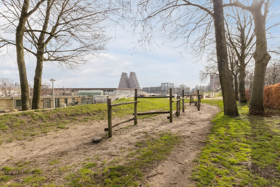 Photo 23 of Jasper Leijnsenstraat 6-1