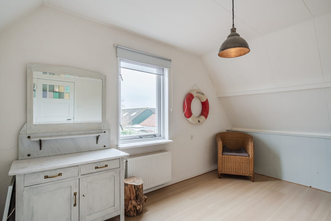 Spacious detached rural residence with large plot and expansion possibilities in Egmond-Binnen — 31