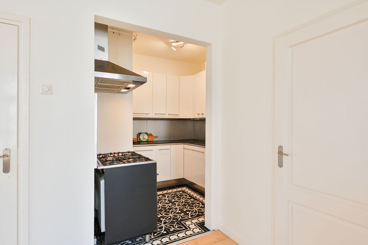 Foto 10 van Van Oldenbarneveldtstraat 2-1