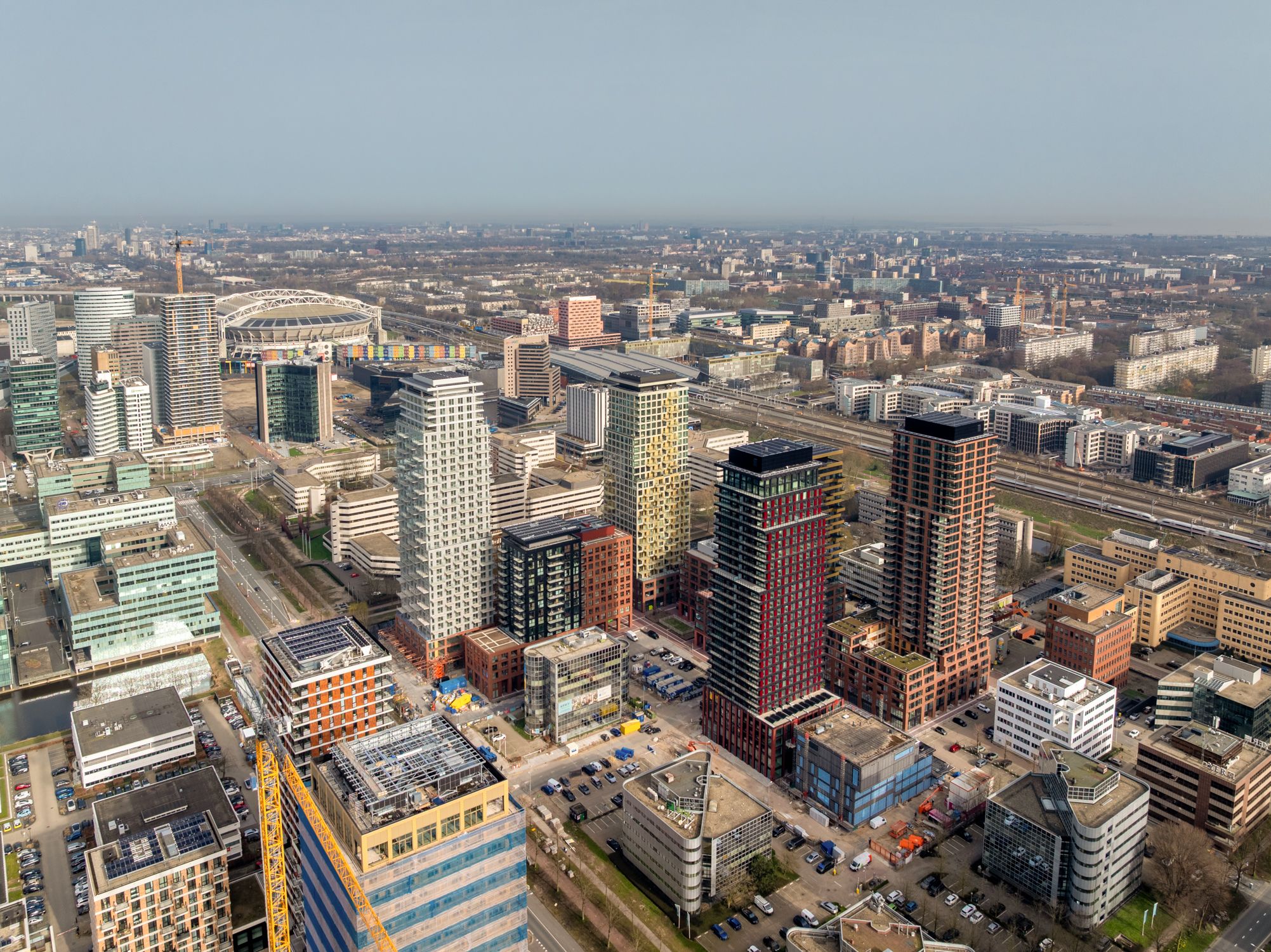 Foto 3 van SPOT Amsterdam | Scarlet