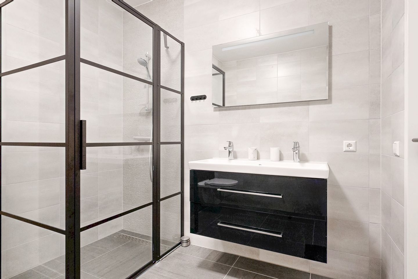 Foto 25 van Corry Tendeloostraat 14