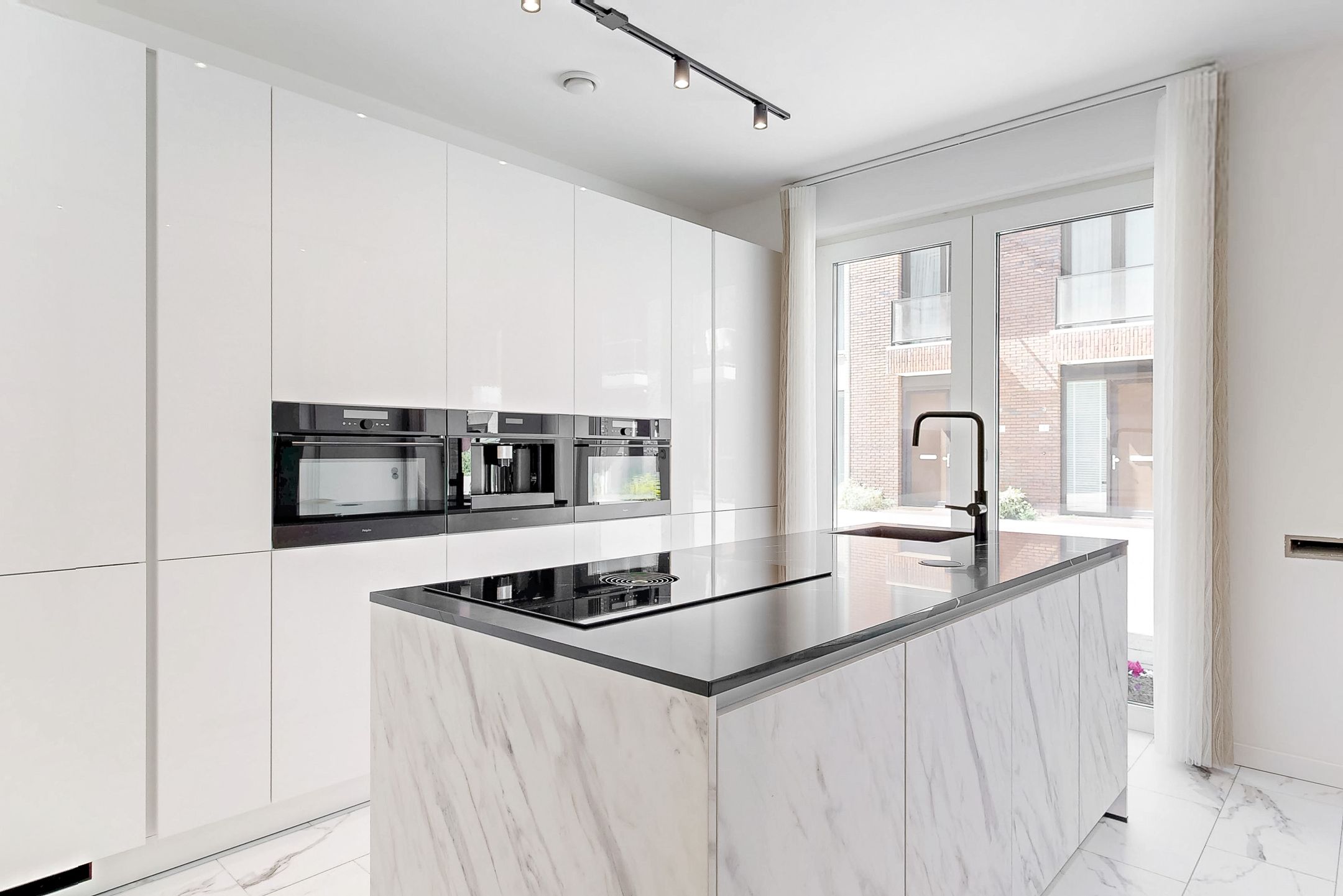 Foto 3 van Corry Tendeloostraat 14