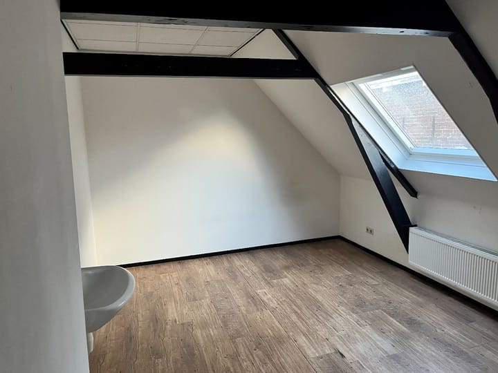 Foto 2 van Dracht 28