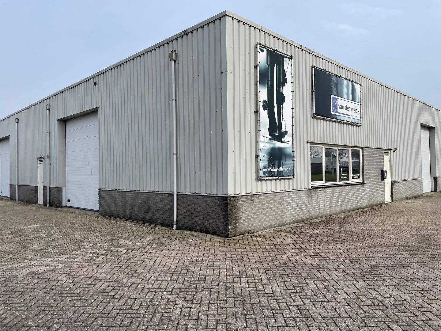 View photo 1 of Ondernemersweg 25-C