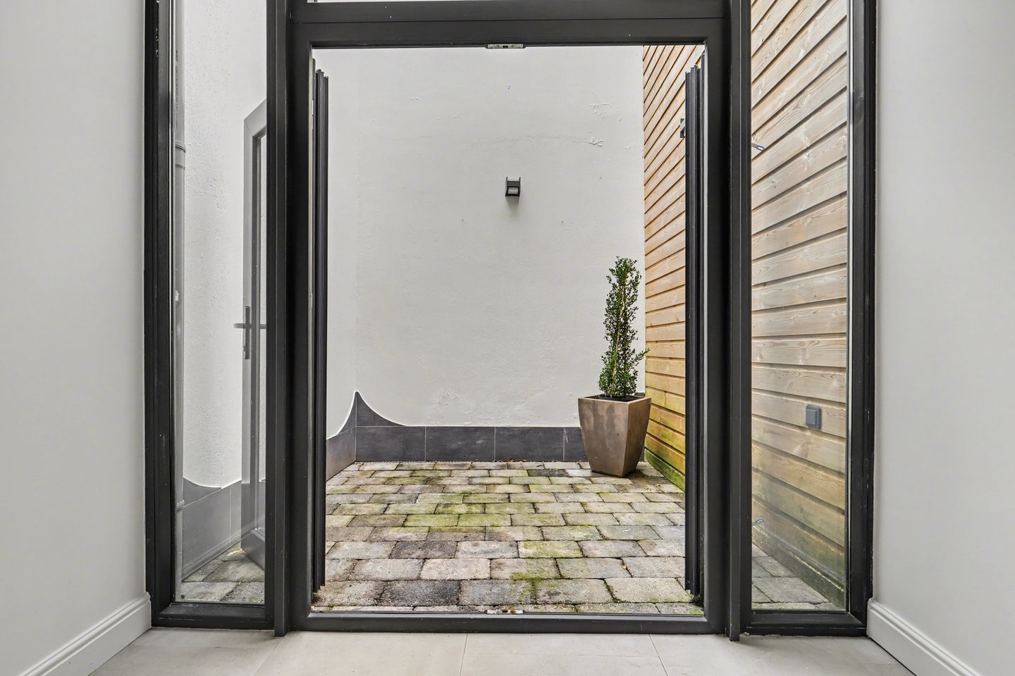 Foto 4 van Weeshuisplein 23