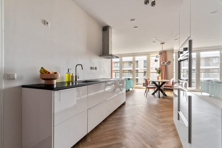 Photo 2 of Dokstraat 89