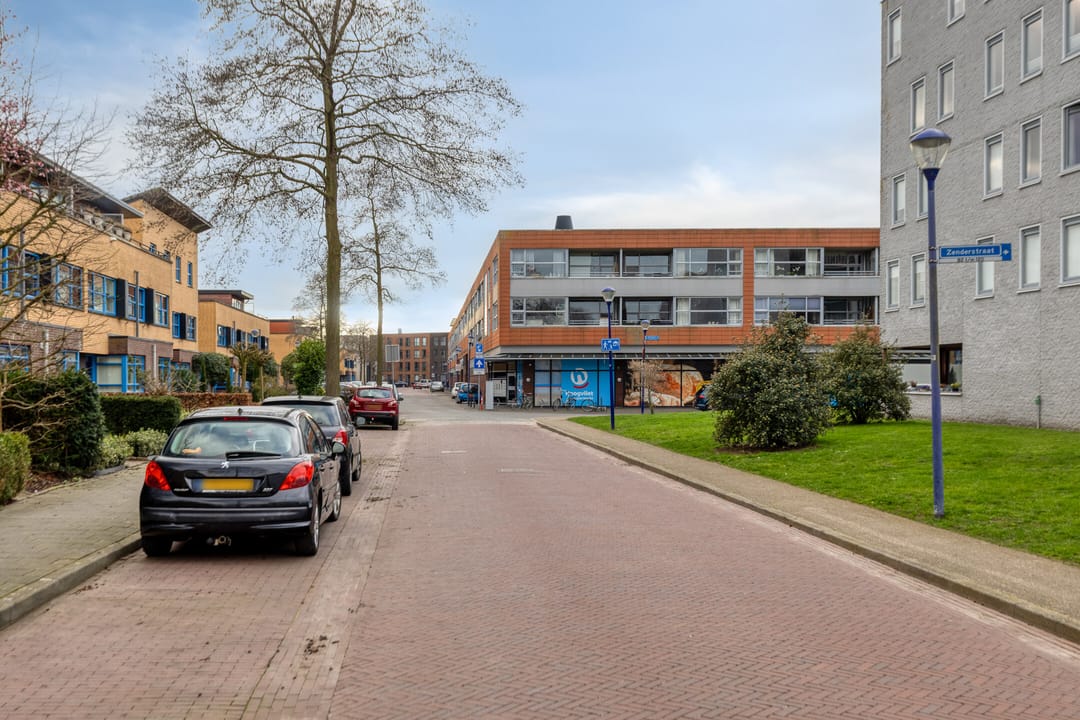 Foto 37 van Zenderstraat 61