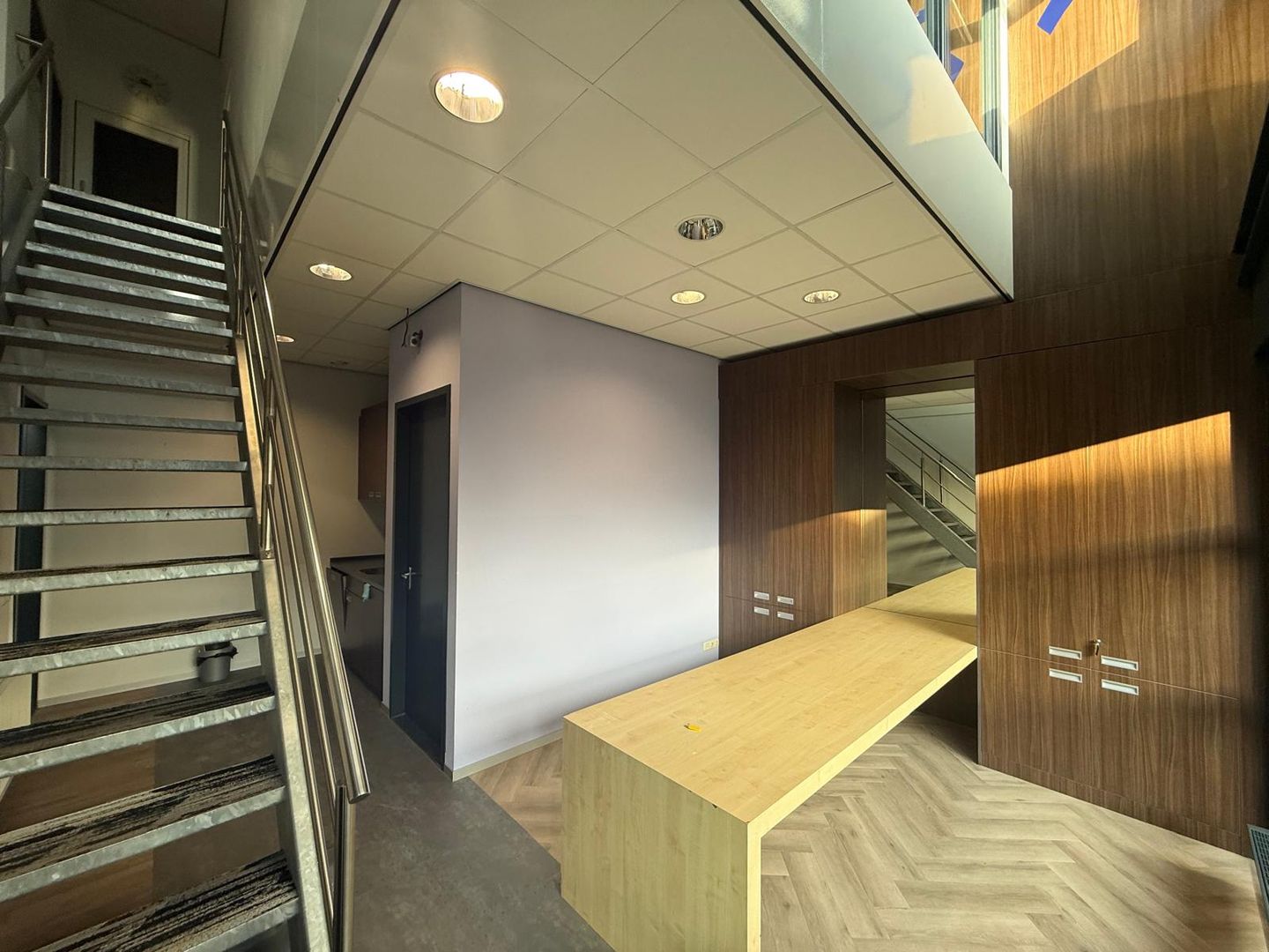 View photo 2 of Dragonder 49-E