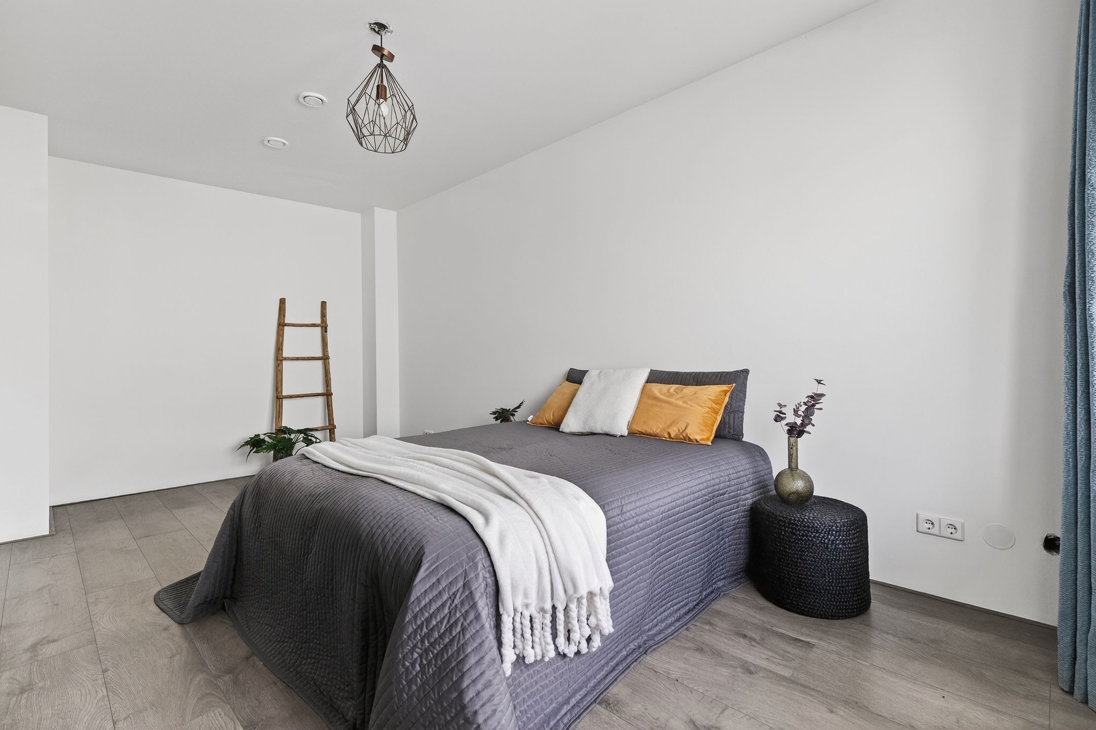 Photo 15 of Osdorper Ban 90-A31