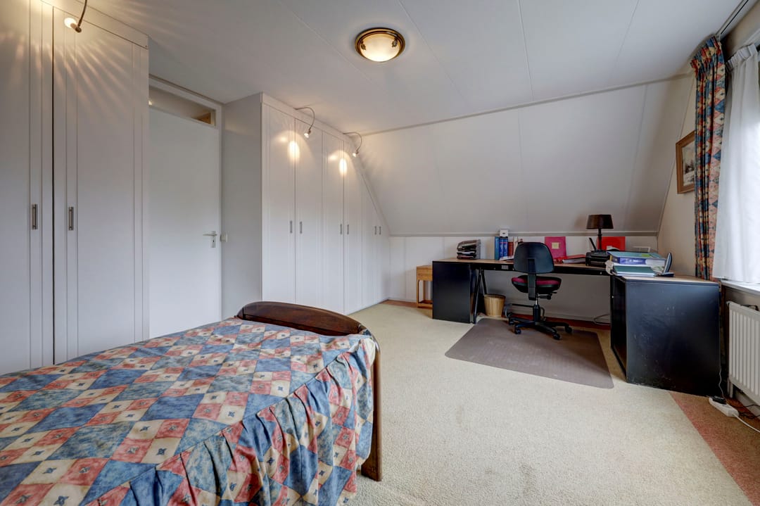 Spacious detached home with garage in quiet Nunspeet location — 16