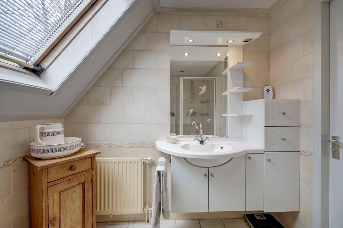 Spacious detached home with garage in quiet Nunspeet location — 20