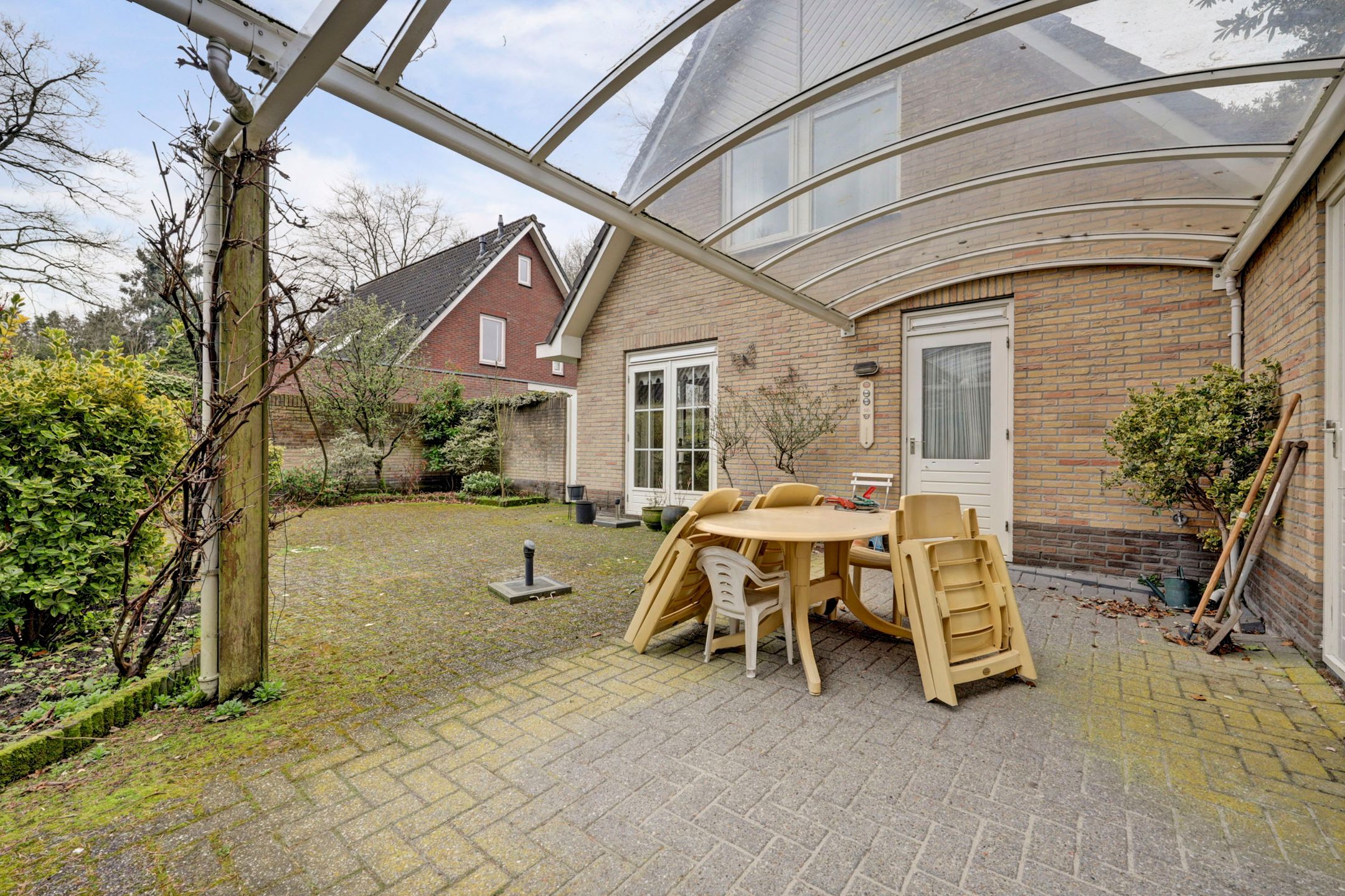 Spacious detached home with garage in quiet Nunspeet location — 27