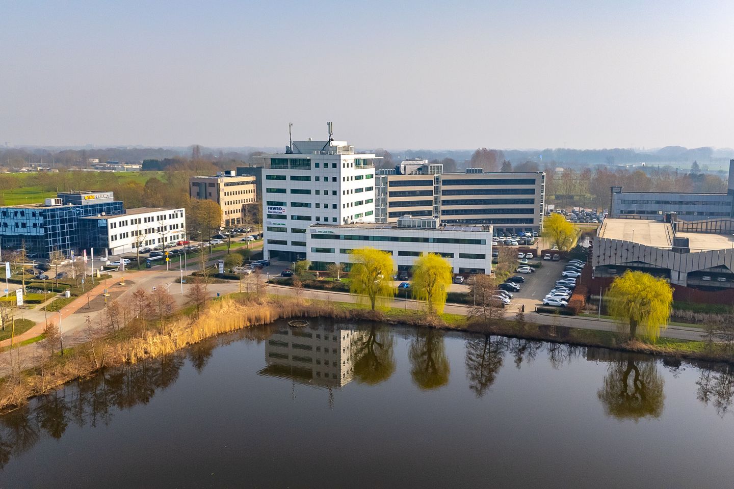 Bekijk foto 5 van Pettelaarpark 100