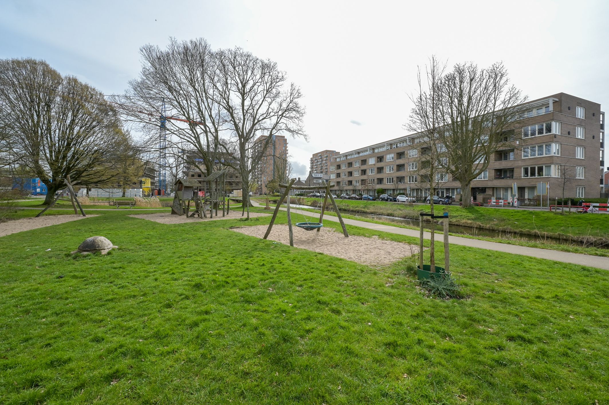 Photo 36 of Dr H. Colijnlaan 61