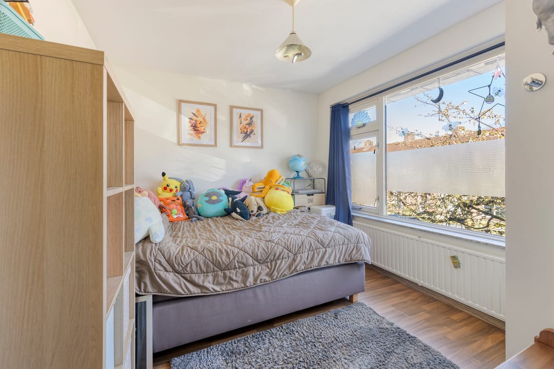 Practical family home with sunny backyard in quiet Dongen location — 28