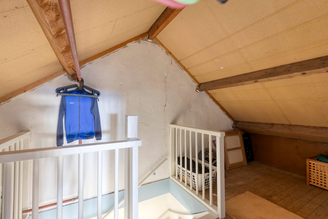 Practical family home with sunny backyard in quiet Dongen location — 31