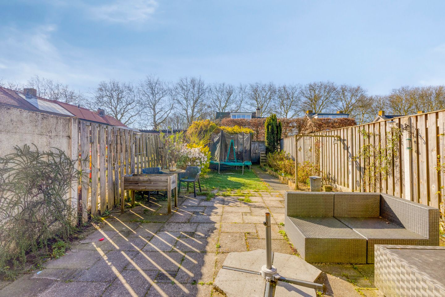 Practical family home with sunny backyard in quiet Dongen location — 34