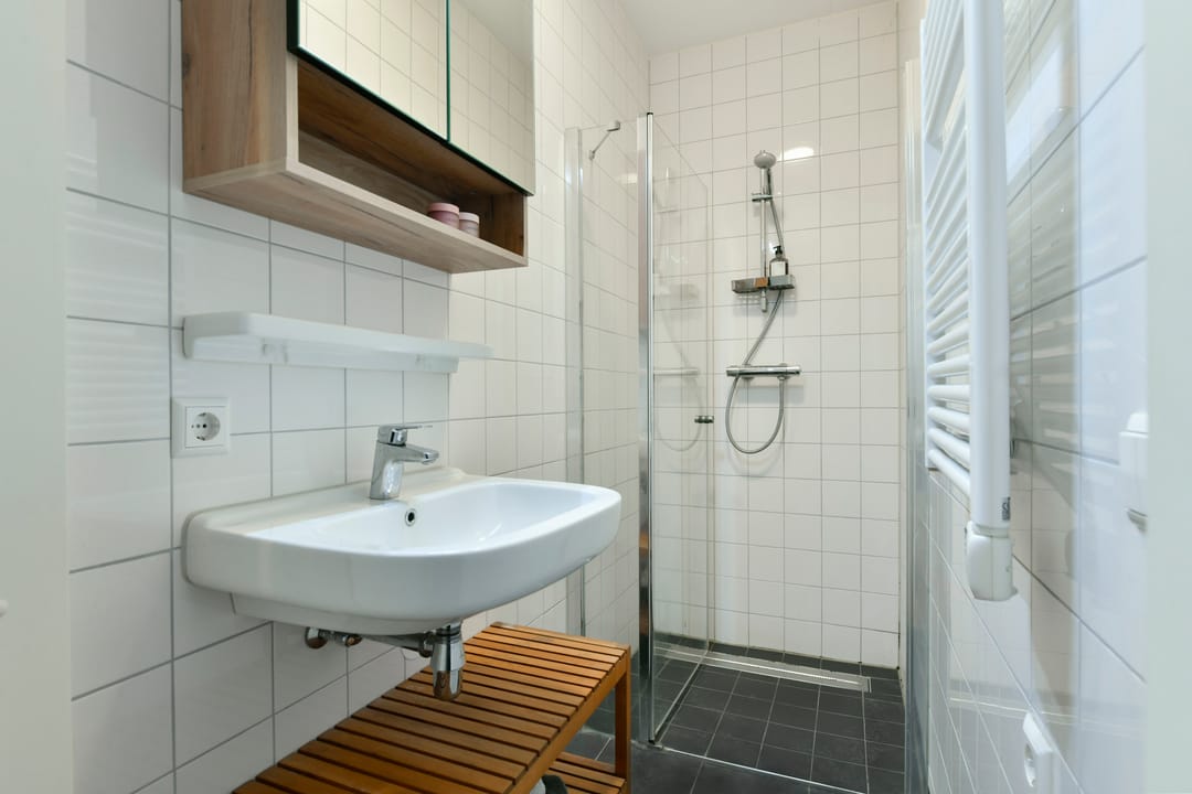 Modern Energy-Efficient Apartment with Terrace in Central Amsterdam — 16