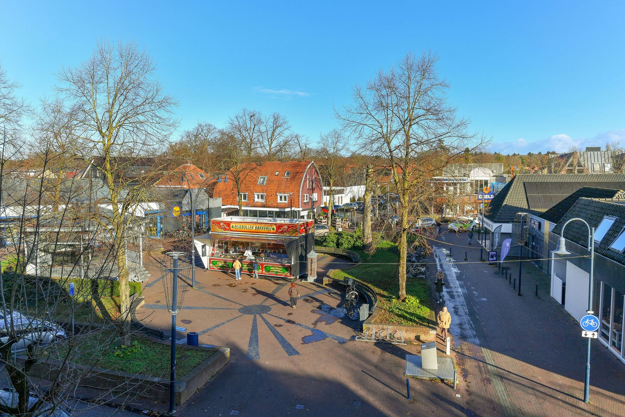 Photo 39 of Veenderweg 4-A